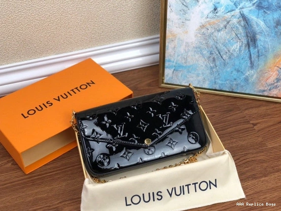 Aaa replica ru VUITTON POCHETTE FÉLICIE LOUIS 0728
